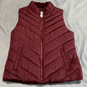 GAP Puffer Vest, Medium, Maroon/burgundy, Never been worn